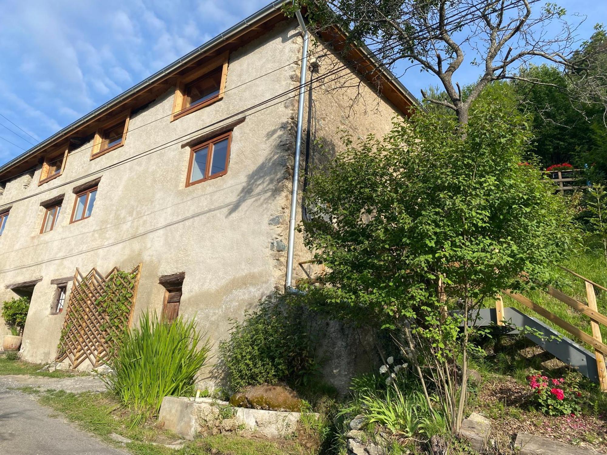 Le Couleau Bed & Breakfast Chateauroux-les-Alpes Ngoại thất bức ảnh